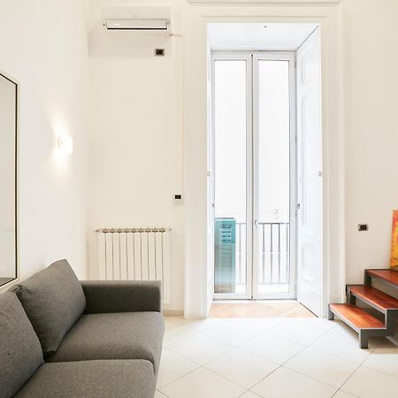 Design & Studio Duplex At National Museum Napoli Esterno foto
